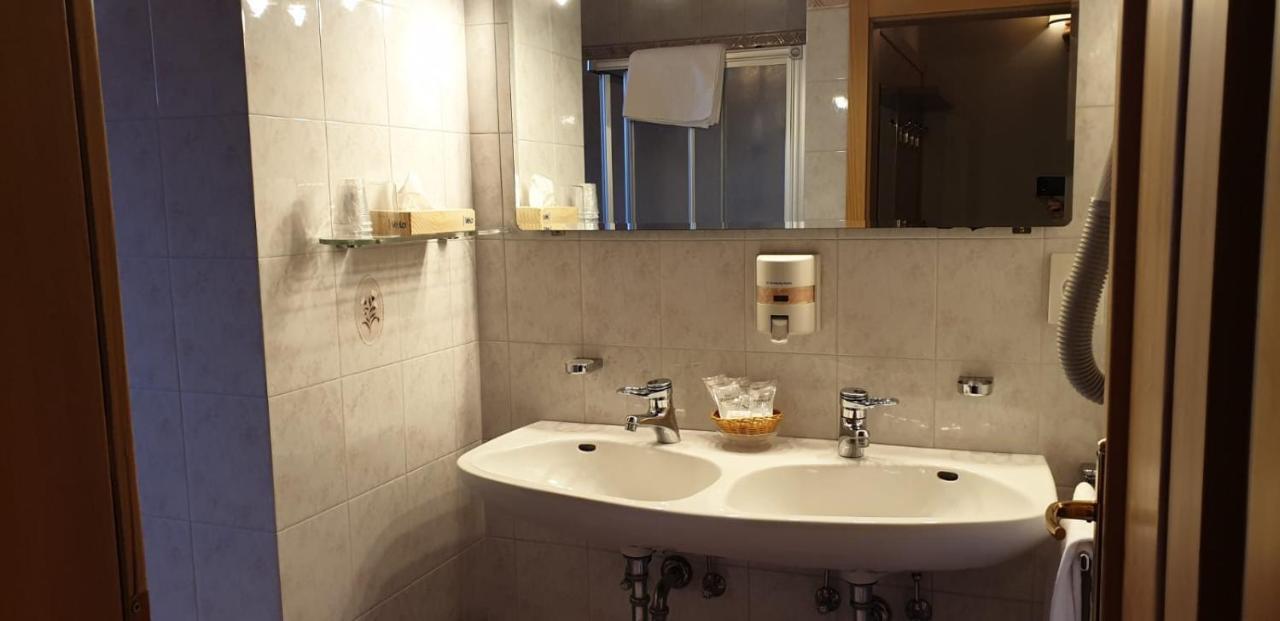 Albergo Bernard Canazei Dış mekan fotoğraf