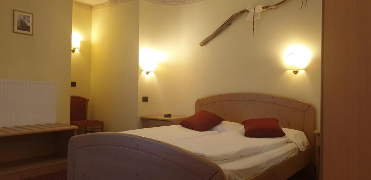 Albergo Bernard Canazei Dış mekan fotoğraf